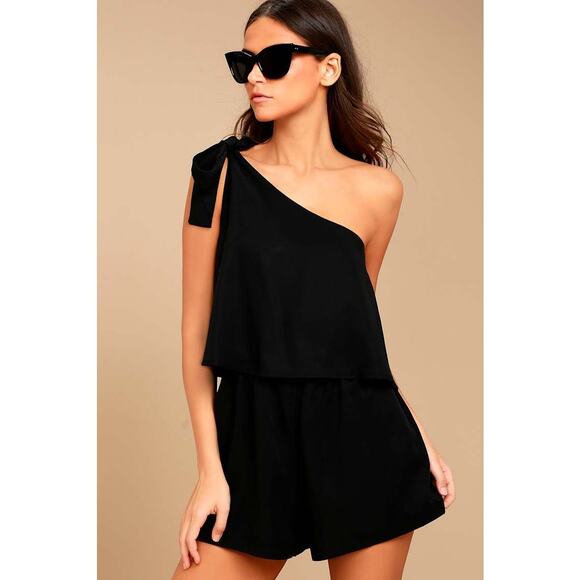 Lulus Destined For Chicness Black Breezy Flounce One-Shoulder Romper Large - Picture 1 of 9